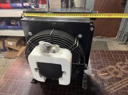 Маслоохладитель МО 2К (кулер, радиатор охлаждения гидравлической жидкости с электро вентилятором)